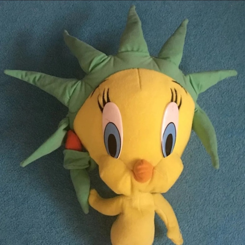 Statue Of Liberty Tweety Bird Stuff Animal - Picture 3 of 4